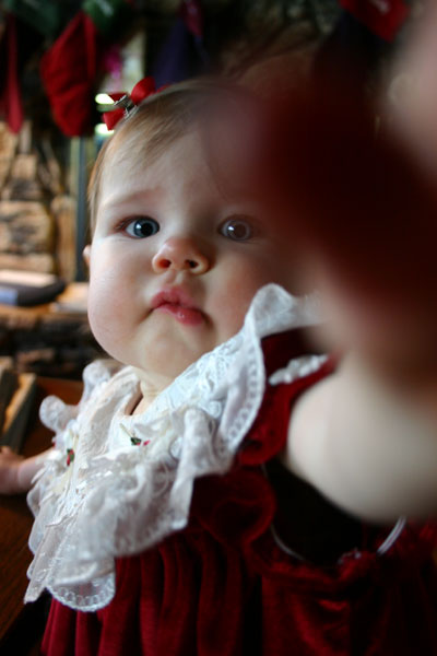 Lorelai avoids the paparazzi