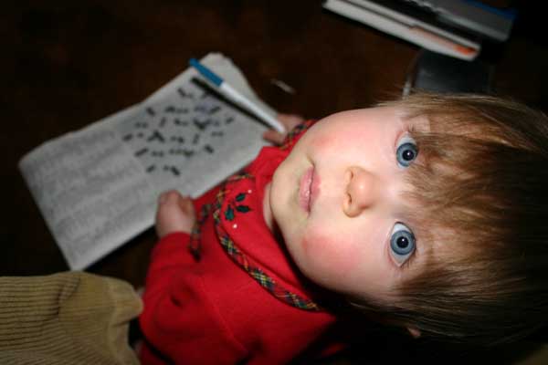Lorelai takes some time out to do the crossword